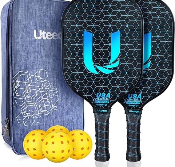 Uteeqe Pickleball Paddles Set, 2 Pickleball paddles, 4 pickleballs and a carry bag